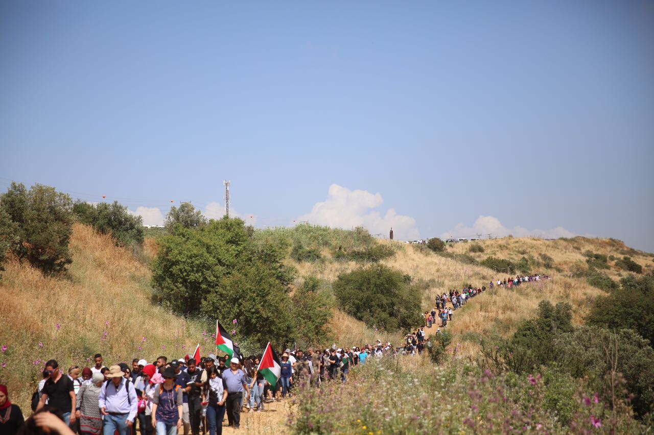 مسيرة حاشدة على حدود غزة في يوم الأرض