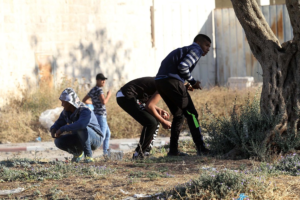 حصاد الأسبوع: شهيد وإصابة 4 إسرائيليين و4 عمليات و45 مواجهة