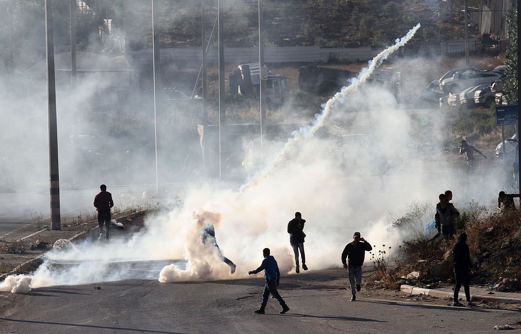 حماس تدعو للانتفاض في جمعة غضب إسنادًا لإضراب الأسرى