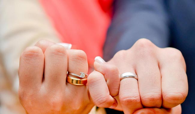 دراسة: الزواج قد يساعد في خفض خطر الإصابة بالخرف