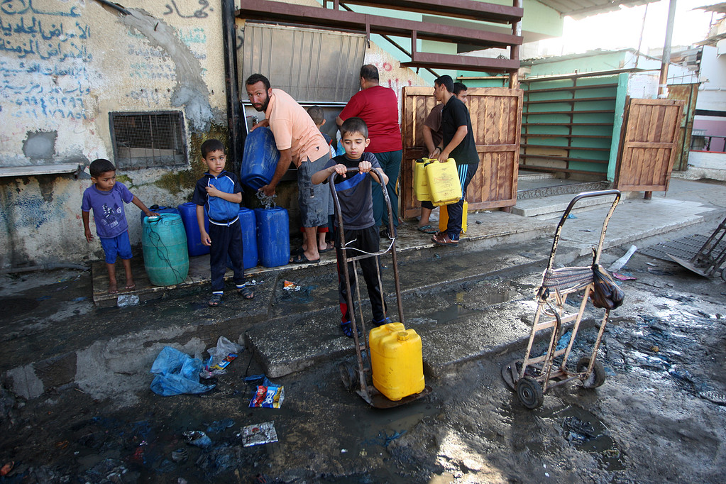 %90 من سكان غزة بلا مصدر آمن لمياه الشرب