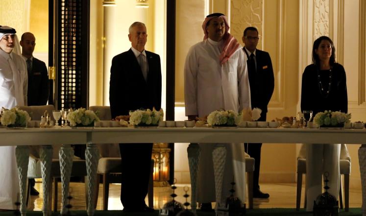 ماتيس والعطية يوقعان اتفاقية لبيع مقاتلات لقطر