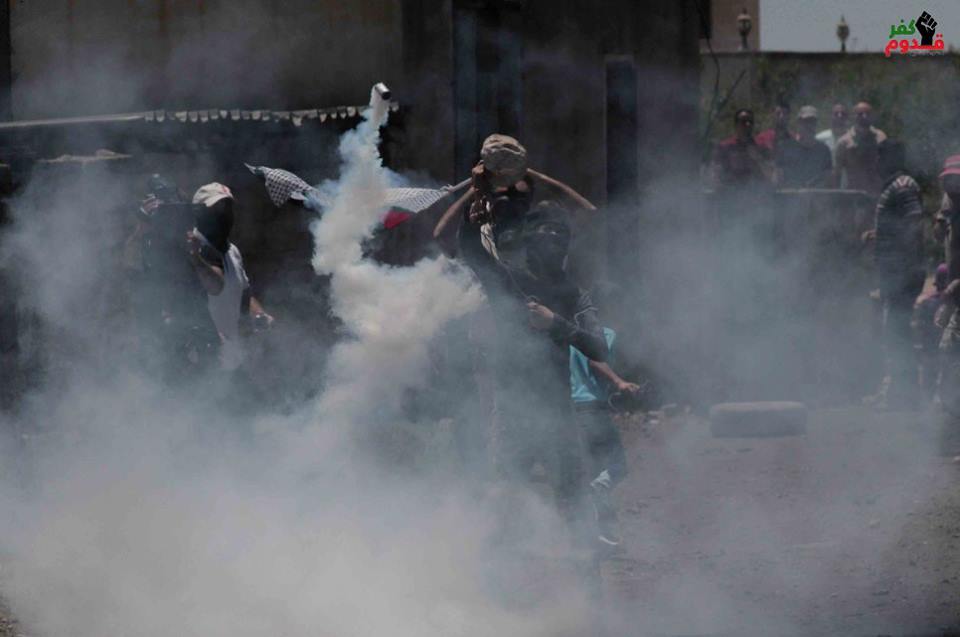 إصابة العشرات في مواجهات مع الاحتلال بالضفة والقدس