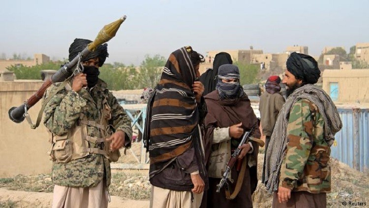 الولايات المتحدة تؤكد إجراء محادثات مع طالبان في قطر