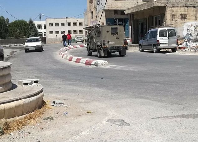 قوات الاحتلال تقتحم بلدة عقربا شرق نابلس
