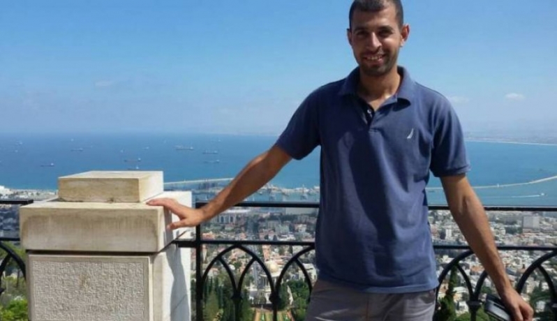 منتدى الإعلاميين يستنكر اعتقال مخابرات السلطة الصحفي أحمد الخطيب