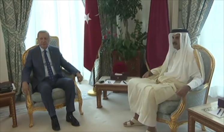 أمير قطر وأردوغان يبحثان سبل حل الأزمة الخليجية