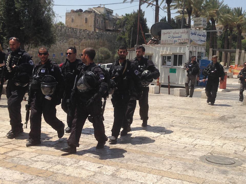 إبعاد أكثر من 25 فلسطينيًّا عن الأقصى