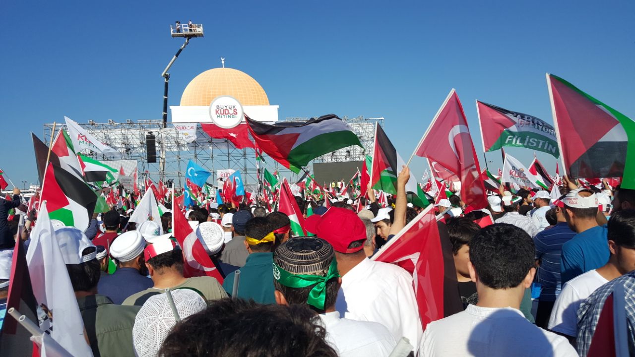تظاهرة حاشدة في إسطنبول نصرة لـالأقصى