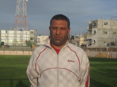 غزة الرياضي يتعاقد مع مدرب حراس المرمى طلعت النمس
