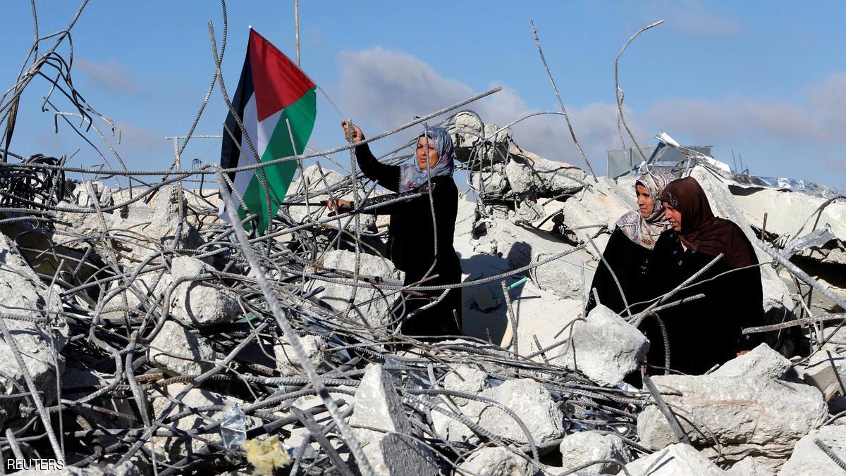 كيف استفادت السلطة من أموال إعمار غزة؟