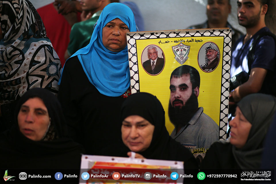 الأسرى: استهتار طبي متواصل بحق أسيرين في سجن نفحة