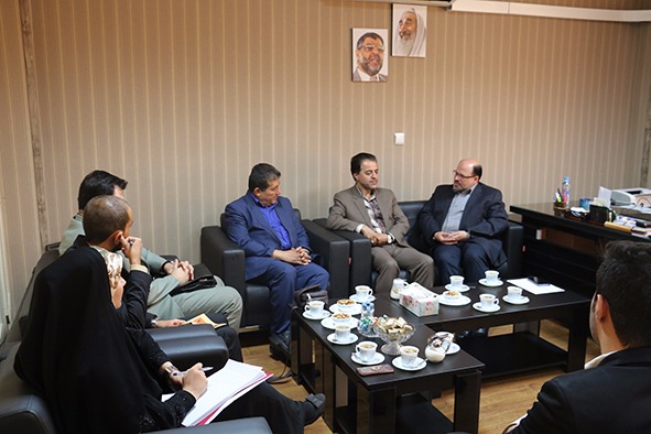 البرلمانية للصداقة الإيرانية الفلسطينية تلتقي ممثل حماس بطهران