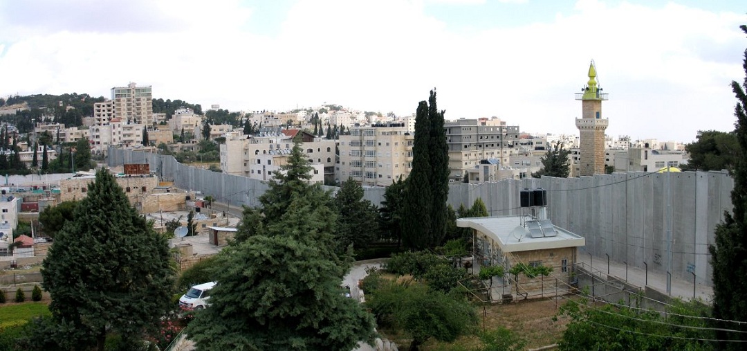 أبو ديس .. هل تصبح البلدة المنكوبة عاصمة لفلسطين؟
