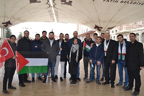 فيدار تقيم وقفة تضامنية مع القدس في مسجد الفاتح بإسطنبول