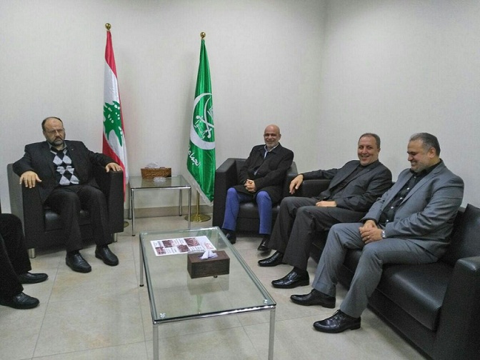 وفد حماس يلتقي قيادات سياسية وأمنية ودينية في صيدا