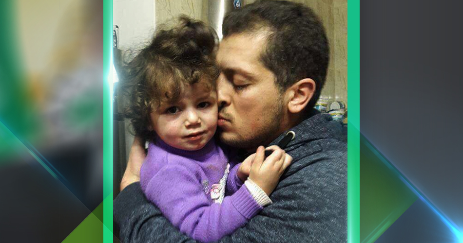 عبد الرحمن وطفلته.. قُبلة الوداع قبل الاعتقال