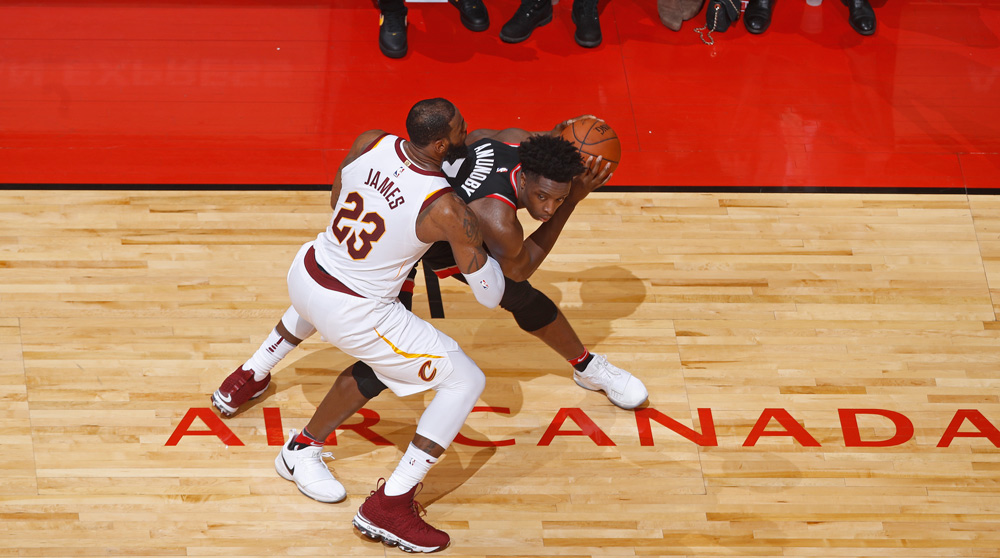 NBA ..تورونتو رابتورز يسقط سان انتونيو سبيرز