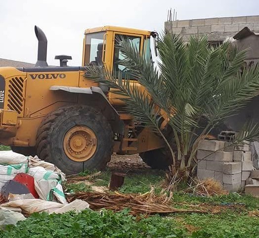آليات الاحتلال تهدم منزلًا فلسطينيًا شمال رام الله