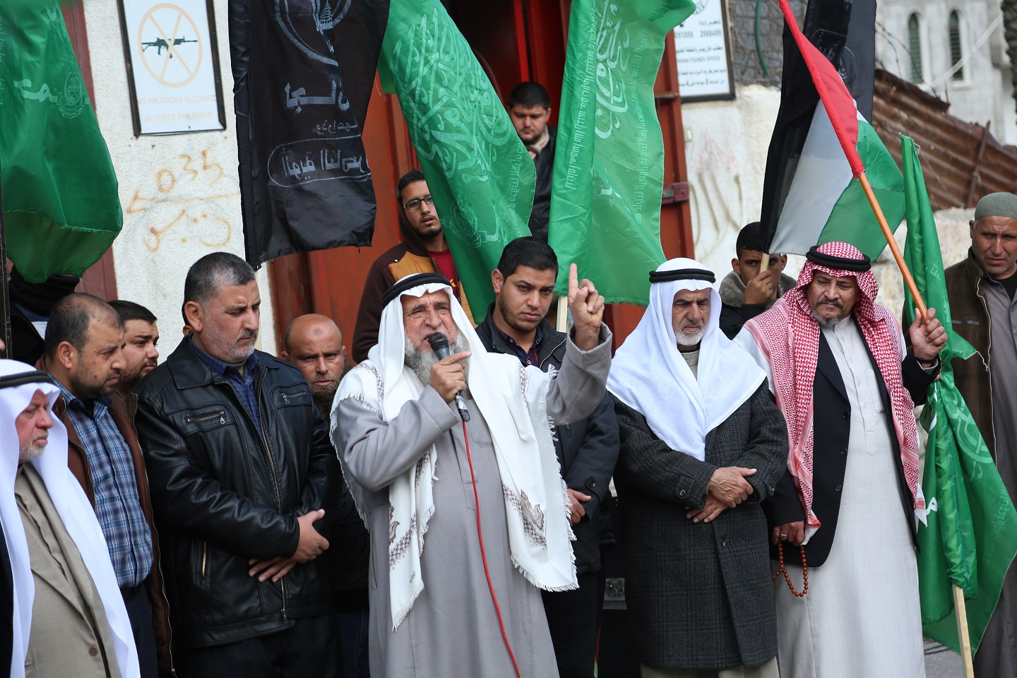 حماس بخانيونس تنظم وقفة تضامنية مع الأسيرة الجعابيص