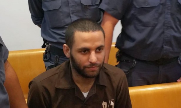 الاحتلال يحكم على محمد شناوي بالمؤبد و22 عامًا