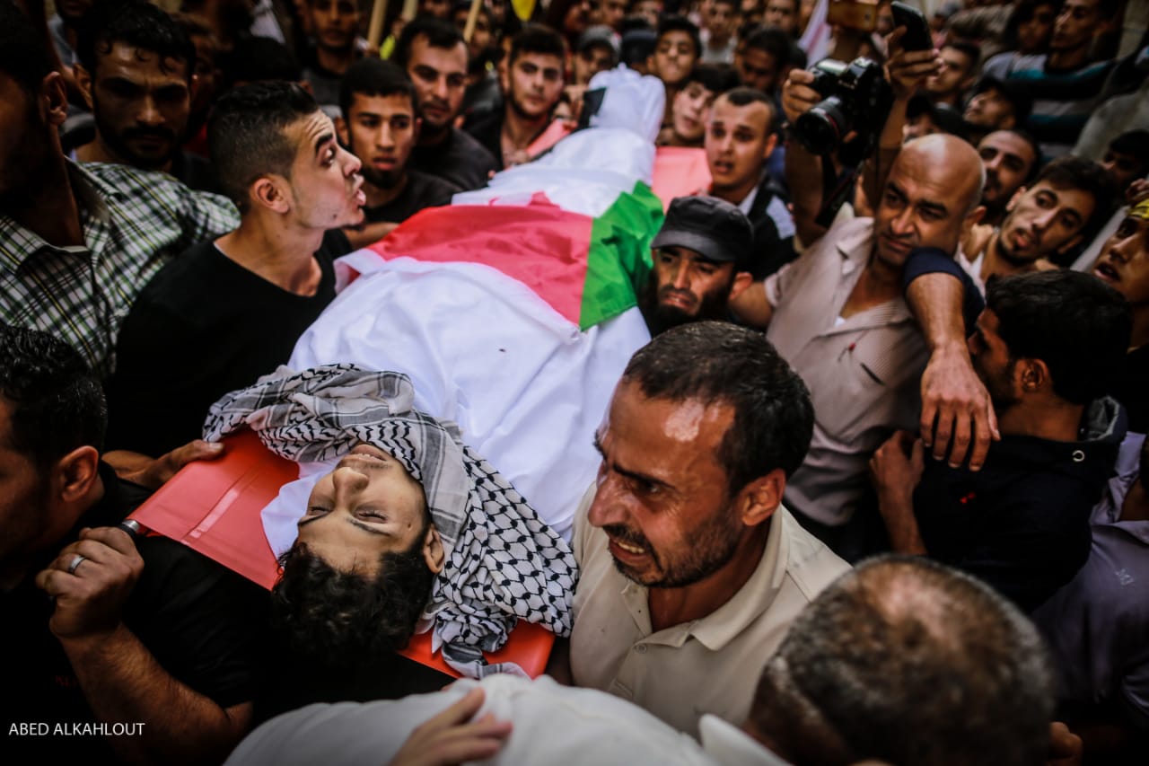 جماهير غزة تشيع الشهيد محمود أبو عبادة
