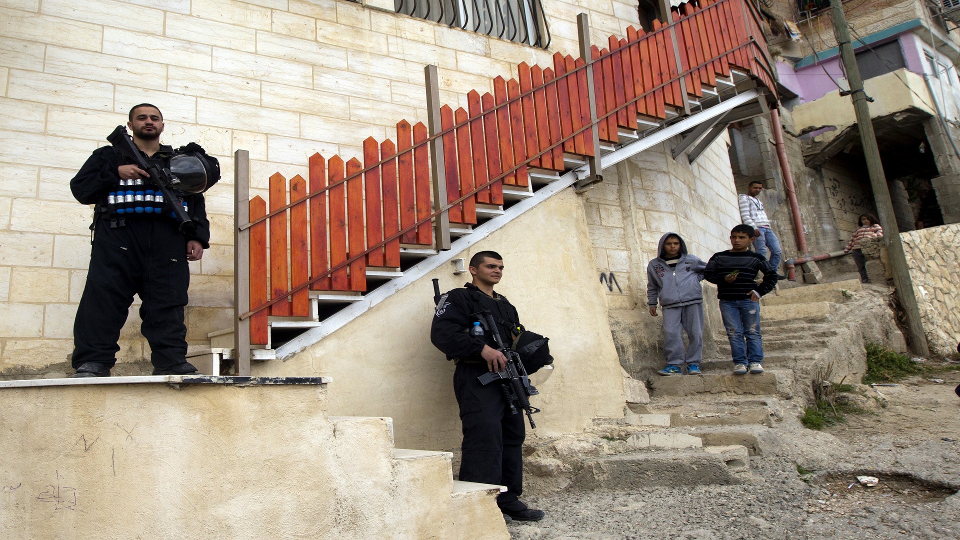 القدس الدولية تدعو للتعامل بـحزم ووضوح مع تسريب العقارات