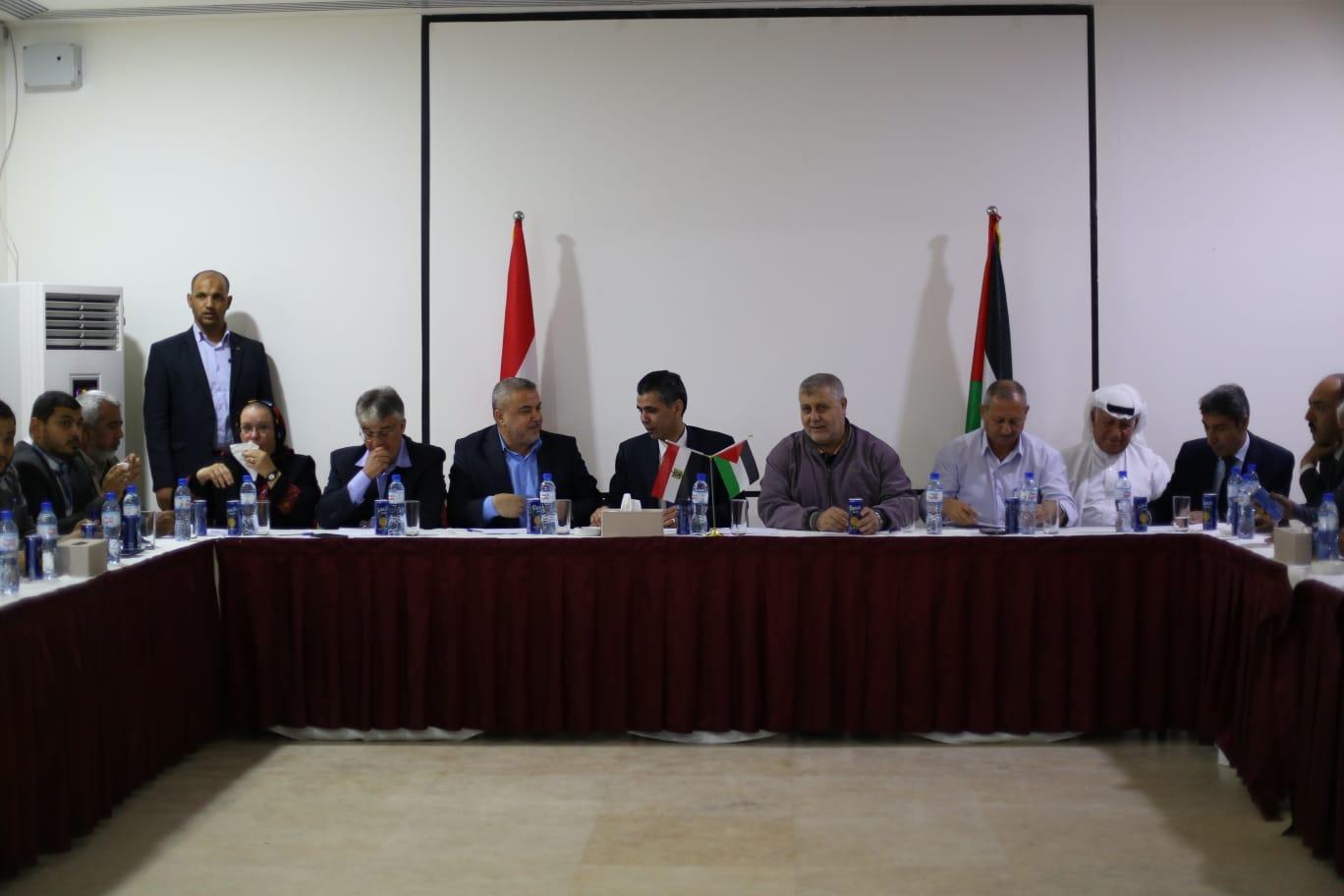 وفد المخابرات المصرية يلتقي هيئة مسيرة العودة بغزة