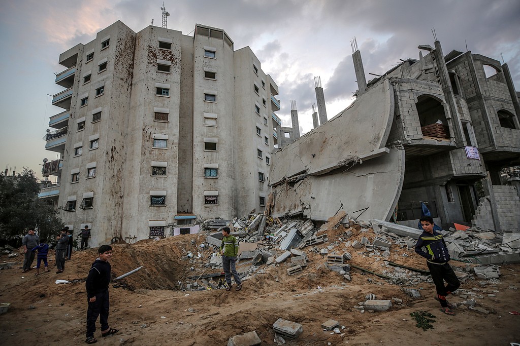 الإعلامي الحكومي: 1615 غارة إسرائيلية على القطاع تسببت بدمار كبير