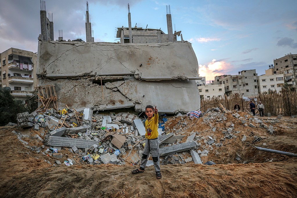 غزة.. صرف دفعات للمتضررين المستفيدين من المنحة السعودية