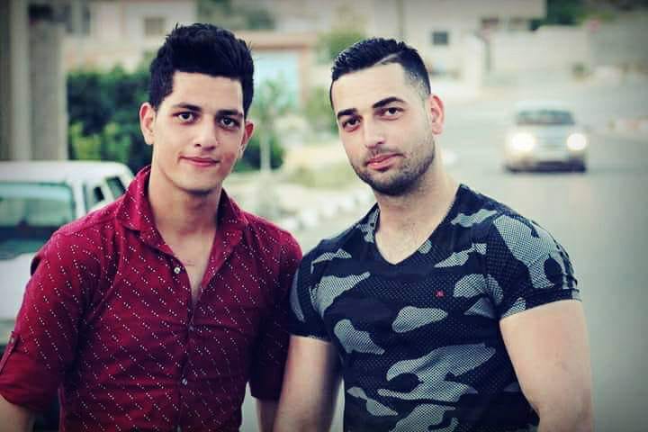 الشقيقان معاذ ومصعب اشتية يضربان عن الطعام في سجون السلطة