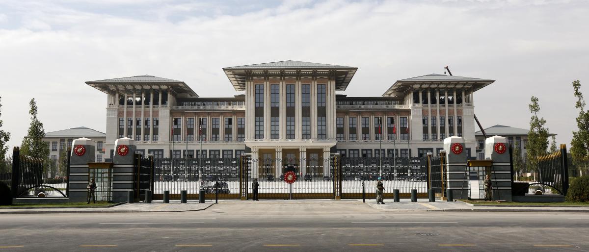 مكتبة بـ5 ملايين مجلد في قصر أردوغان