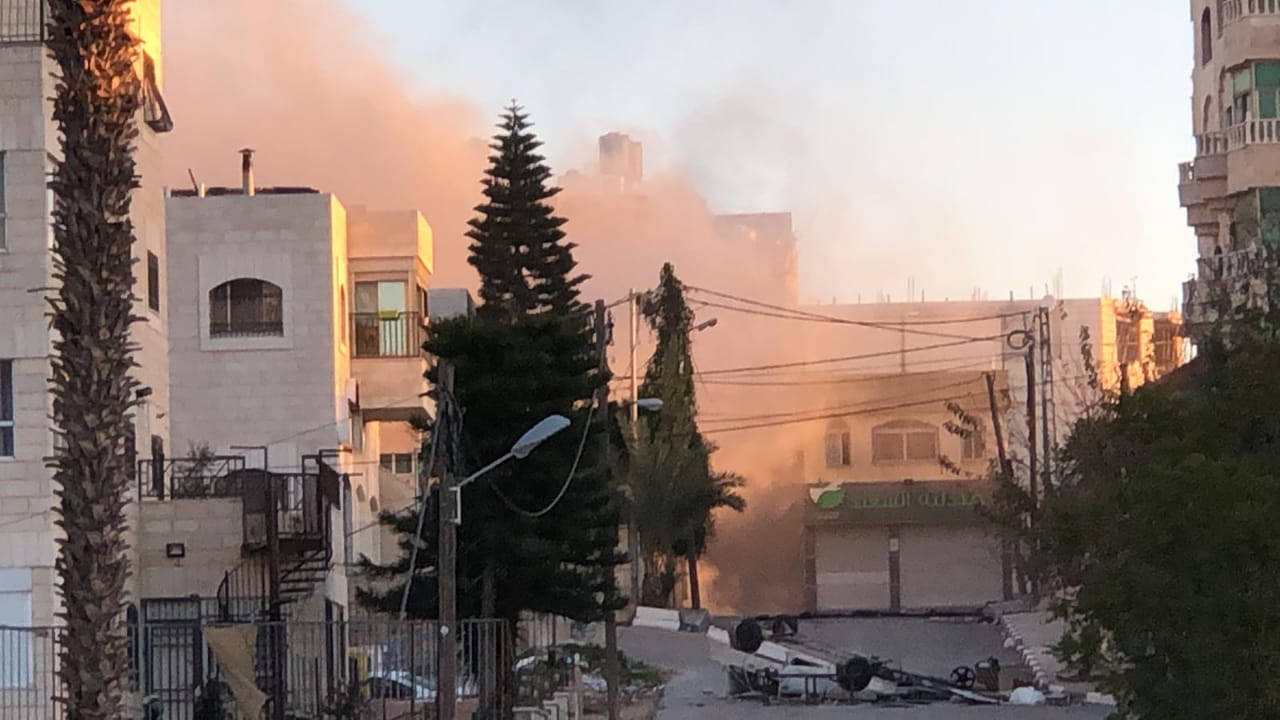 حماس: قادة الاحتلال يبحثون عن انتصارات وهمية بهدم بيوت المقاومين