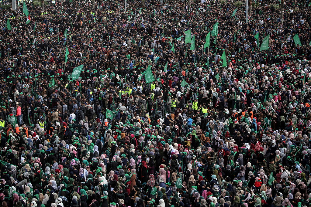 حماس تؤكد: المقاومة مستمرة حتى التحرير والعودة وإقامة الدولة