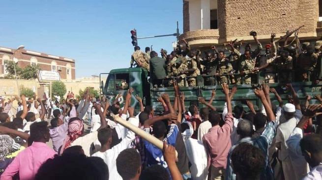 دعوات للتظاهر اليوم في السودان والحكومة تحذر من التخريب