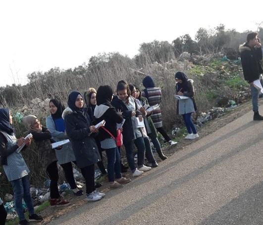 الاحتلال يغلق مدخل خربة قلقس ويمنع وصول الطلبة لمدارسهم