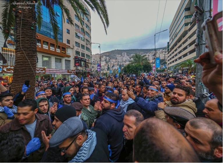 تظاهرة حاشدة وسط نابلس رفضًا لـالضمان الاجتماعي