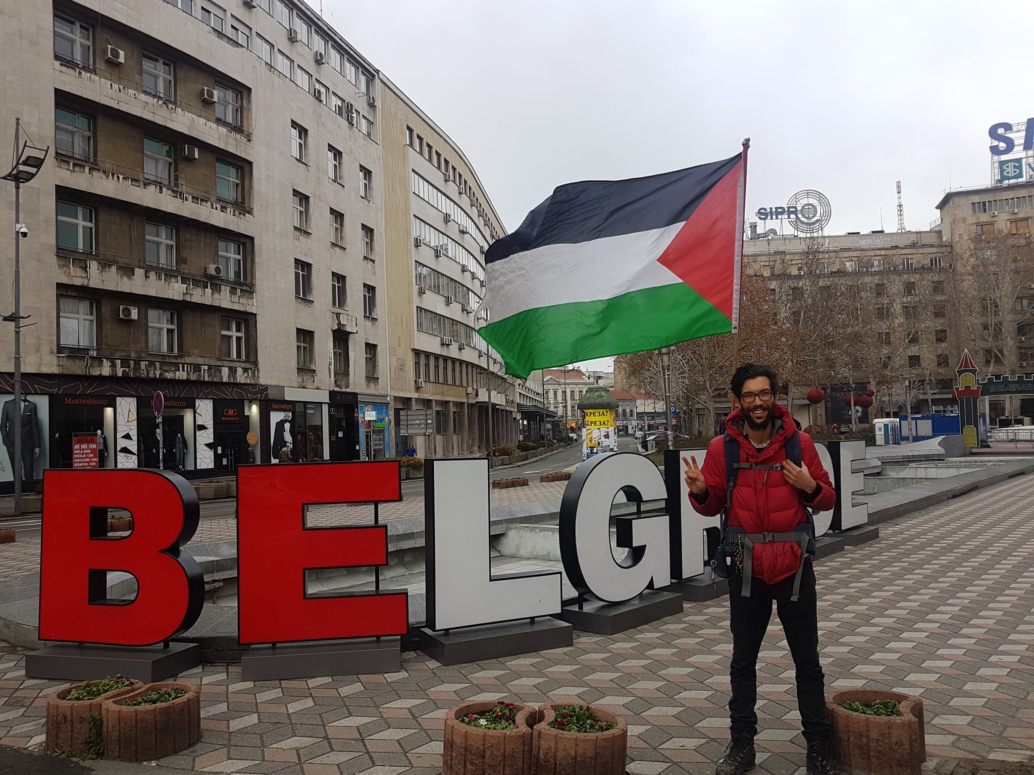 ناشط سويدي يكمل مسيرته إلى فلسطين بحرًا بسبب الحرب في سوريا