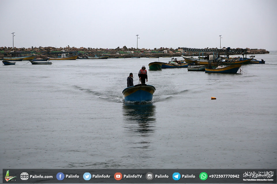 التشريعي يشكل لجنة تقصي حقائق حول الصيد بحوض ميناء غزة