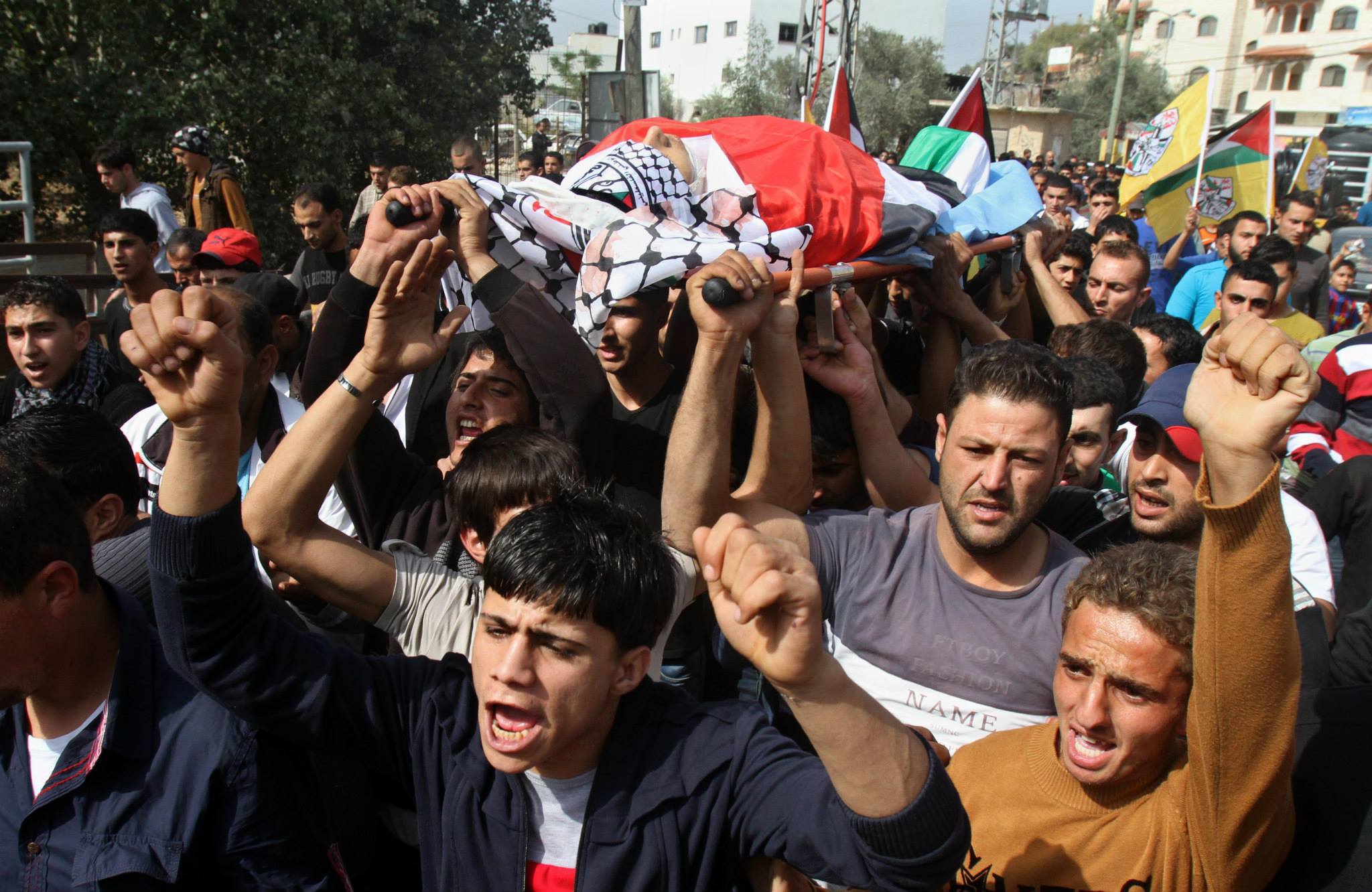 إحصائية: 48 شهيدًا في مسيرات العودة على حدود غزة