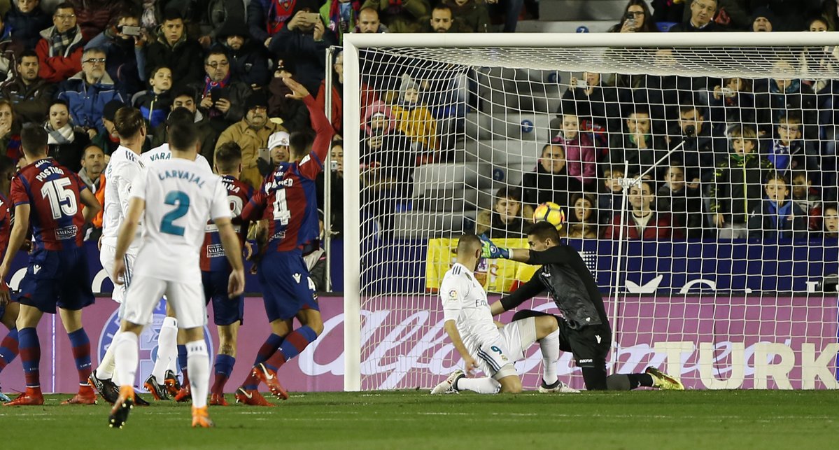 ريال مدريد يواصل نزيف النقاط في الدوري الإسباني