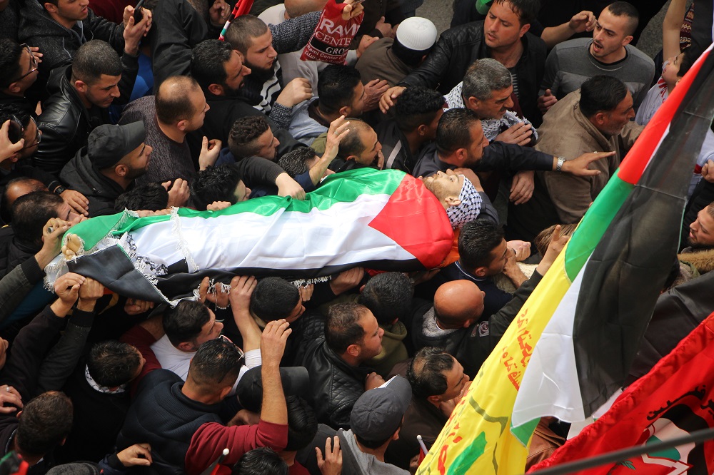 جماهير نابلس تشيع الشهيد خالد تايه