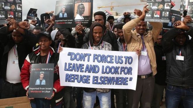 محكمة إسرائيلية تعلق العمل بخطة ترحيل المهاجرين الأفارقة