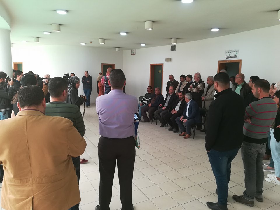 وقفة تضامنية بنابلس مع الصحفي المعتقل بكر عبد الحق