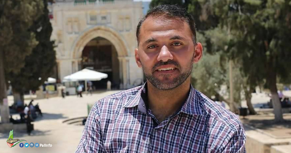 محكمة الاحتلال تمدد اعتقال الصحفي طارق أبو زيد