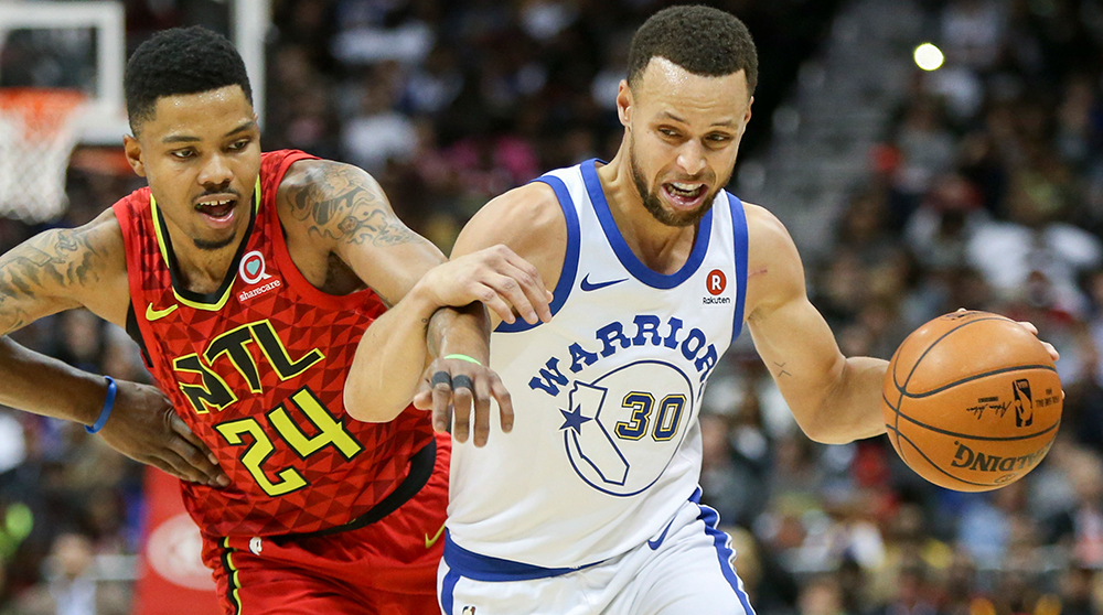 NBA .. ووريرز يتخطى أتلانتا وإصابة كوري