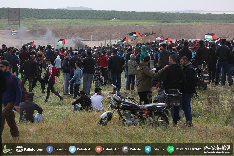 حشود بالآلاف تشق طريق العودة شرق غزة