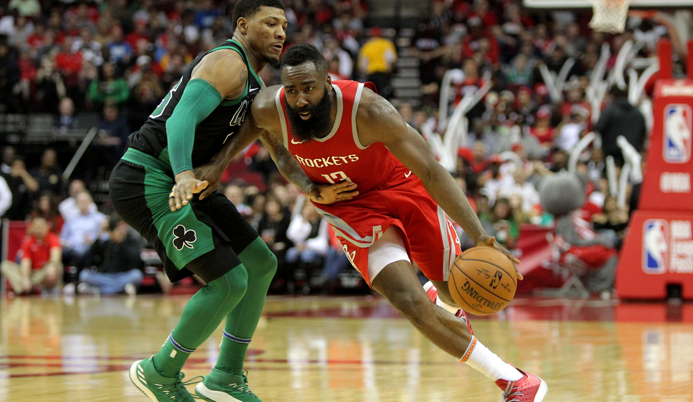 NBA ..هيوستن يحقق الفوز الـ 15 تواليًا