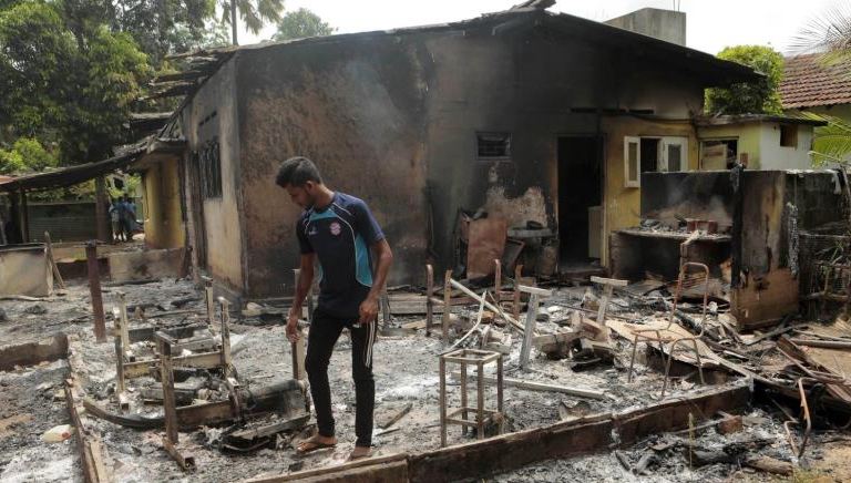 حالة طوارئ بسريلانكا إثر استهداف مسلمين