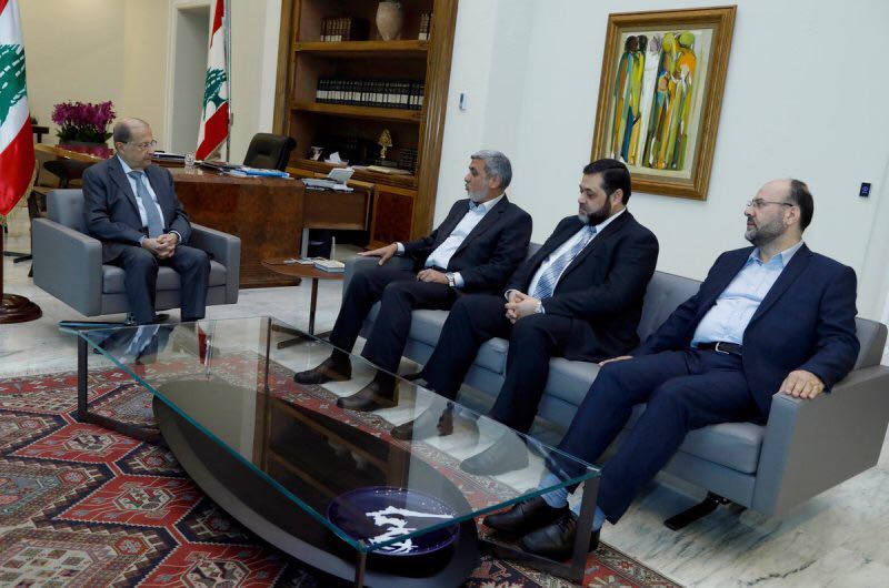 وفد من حماس برئاسة الرشق يلتقي الرئيس اللبناني ميشال عون